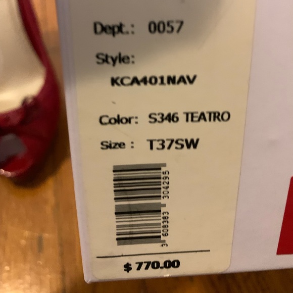 Shoes - Picture 4 of 5